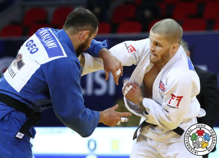 Owen Livesey en un torneo del ciclo olimpico de la IJF