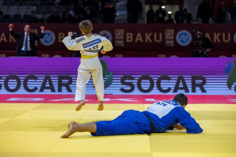 El vuelo de la victoria. Shahverdili vence Saeid Mollaei en el Grand Slam de Judo en Baku