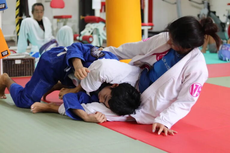 ¿Cómo entrenar con mujeres en Grappling NoGi, Judo o Jiu-Jitsu brasileño?